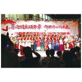 小区文艺晚会搬进大商场