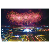 花炮周刊丨装上“绿色芯片” 春夜焰火秀 无风也“通透”