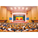 市十八届人大六次会议开幕