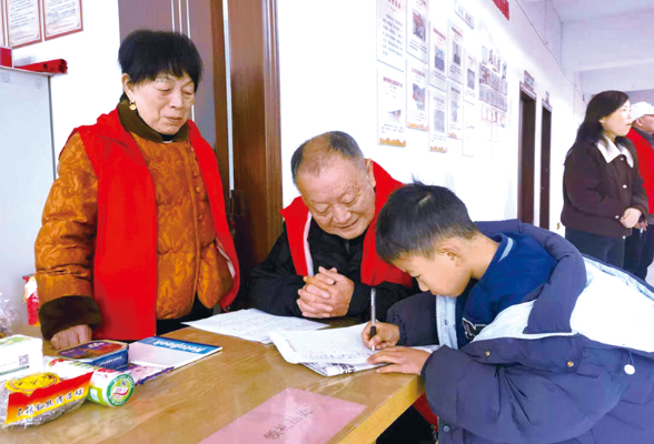 老友记丨党建引领方向 “五老”汇聚力量