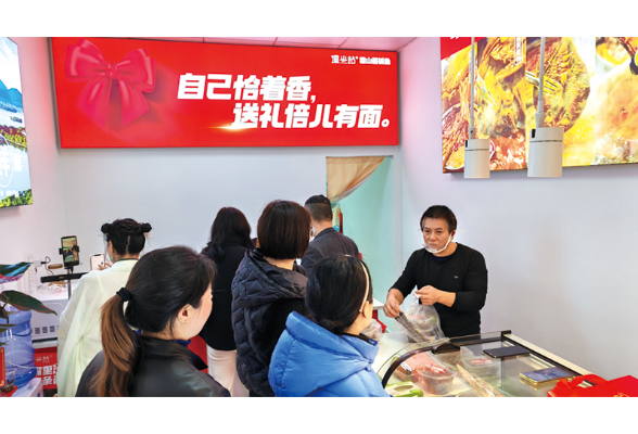 “星星孩子”的妈妈：一口卤锅，“熬”煮新生活