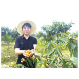 研究蒸菜套餐 种上特色瓜果 还把家里的农庄拍进了视频