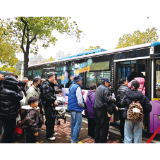158条公交线串起城乡幸福路