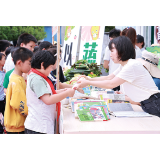 洞阳镇枫浆完小“以蔬换书”让劳动与阅读双向奔赴
