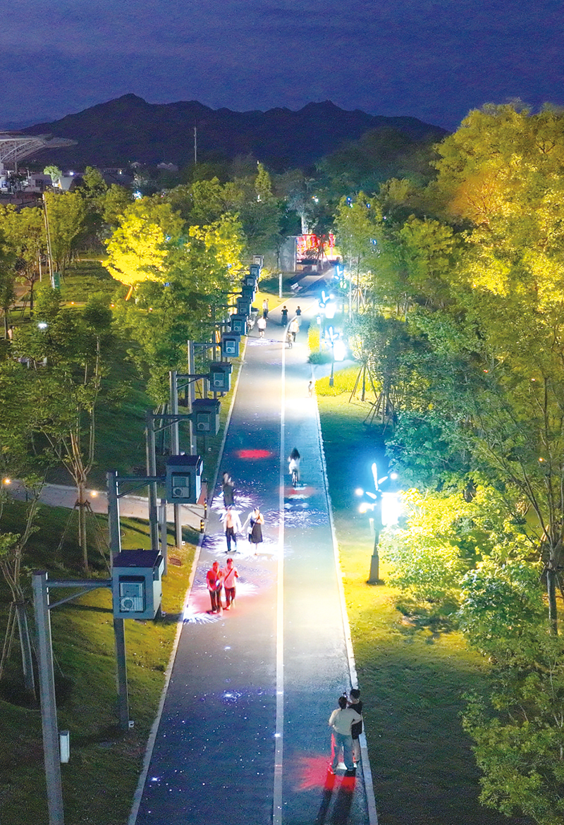 01版时政封面-10.jpg