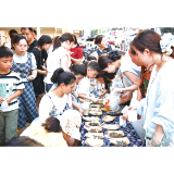 中医药健康文化夜市火热开市