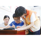 “谢师宴”“升学宴”降温 浏阳学子这样对老师说“谢谢”