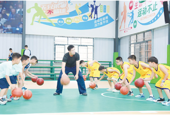羊古村暑期公益班近140名青少年“文武兼修”