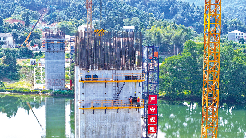01版封面-10.jpg