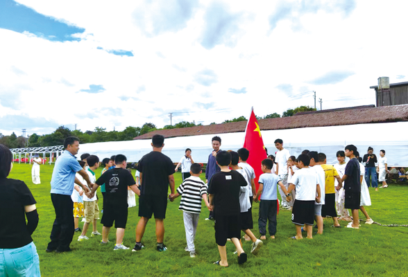 古港镇金园村：120名少年为家乡“打Call”
