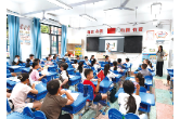 “百变老师”上岗把“大学”搬进托管班