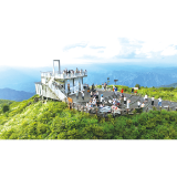 单日2万人上山纳凉,避暑流量变增收红利