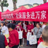 社保服务进万家 惠民政策暖人心｜君山区开展“全民参保服务季”宣传活动