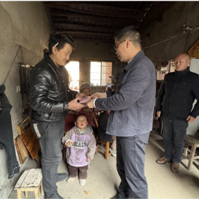 党建引领暖民心 精准帮扶解民忧——区自然资源局深入黄泥套村开展帮扶活动