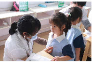 区卫健局牵头走进柳林洲小学开展“五健”筛查 护航儿童青少年健康成长