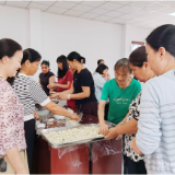 双节同庆“联”出感情，党群同心“建”出实效——良心堡镇开展“迎国庆 贺中秋 践初心”主题党日活动