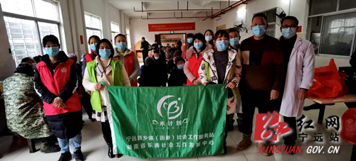 宁远乡镇开展情系敬老院爱心志愿服务活动_副本500.jpg