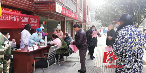 宁远：科普“小红帽”  奏出温暖“音符”_副本500.jpg