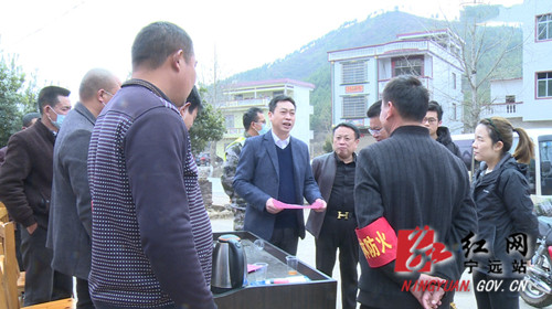 宁远：黄永英深入柏家坪镇督查指导安全生产工作_副本500.jpg