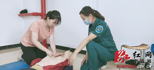 让第一目击者成为合格的救护人  ——宁远县人民医院开展“现场救护，第一目击者”培训1_副本500.jpg