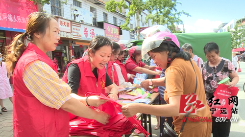 宁远：禁毒宣传进集市  筑牢乡村“防毒”墙_副本500.png