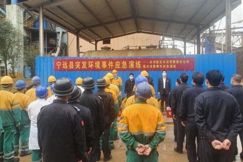 宁远开展“氨水泄漏”突发环境事件应急演练1_副本500.jpg