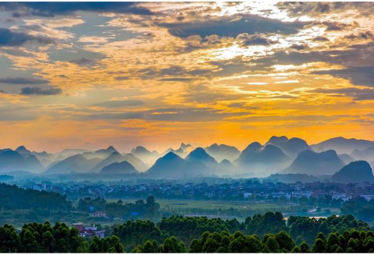 2025年第三十次县委常委会会议召开 毛政主持会议