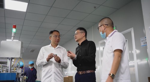 【营商环境看宁远】从 “短期协议” 到 “全链共育” —— 看产教融合 “宁远深度”3_副本500.jpg 【营商环境看宁远】从 “短期协议” 到 “全链共育” —— 看产教融合 “宁远深度”3_副本500.jpg