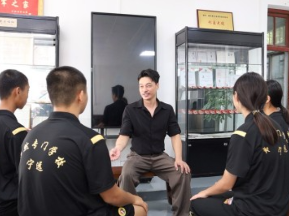 【政协委员风采】陈伟：以文武之道守护家乡青少年成长