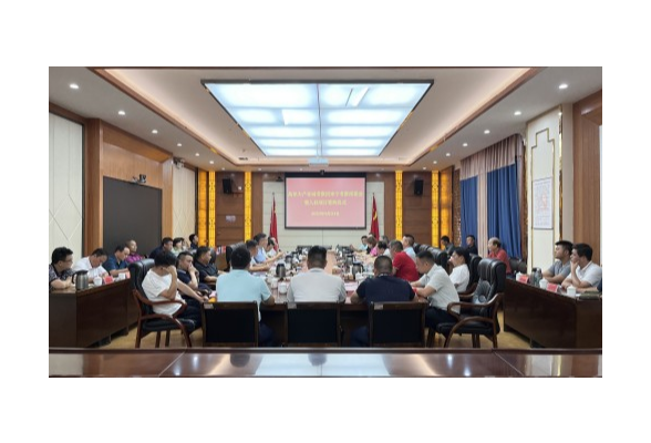 宁远县召开高尔夫产业园座谈会暨入驻项目签约仪式