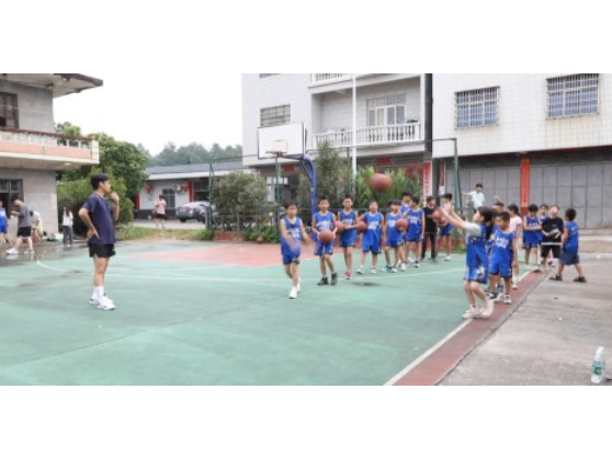 宁远县九疑瑶族乡：公益篮球训练营赋能少年成长