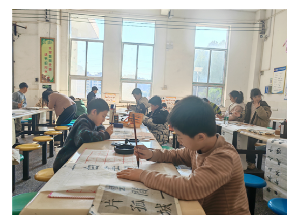 宁远县莲花小学举办第三届书法比赛