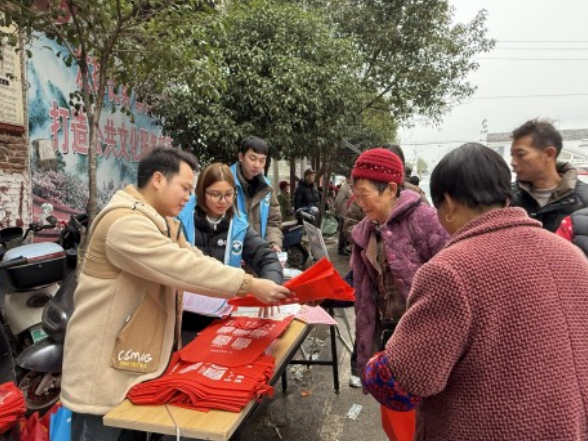 宁远中和镇：集市普法不打烊 守护平安迎新春