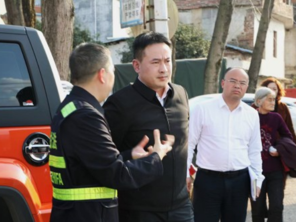 林亮亮调研安全生产并开展春节走访慰问