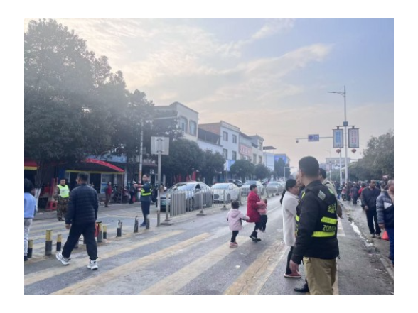 宁远柏家坪镇：坚守一线护畅通