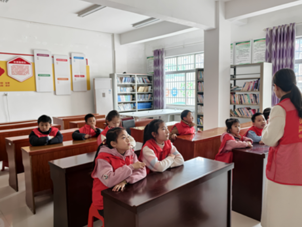 宁远县桐山街道：小小志愿者齐发力 筑牢社区文明防线