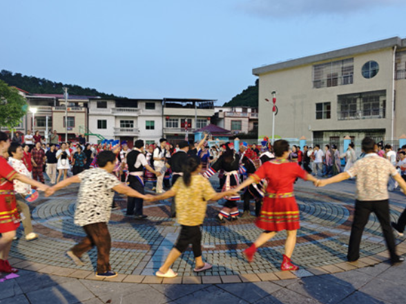 宁远县桐木漯瑶族乡：开展端午文明实践志愿服务活动