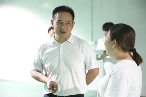 林亮亮调研福源工业园规模工业企业生产及安全生产工作_副本500.jpg 林亮亮调研福源工业园规模工业企业生产及安全生产工作_副本500.jpg
