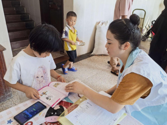 宁远县文庙街道：开展困境儿童关爱走访活动
