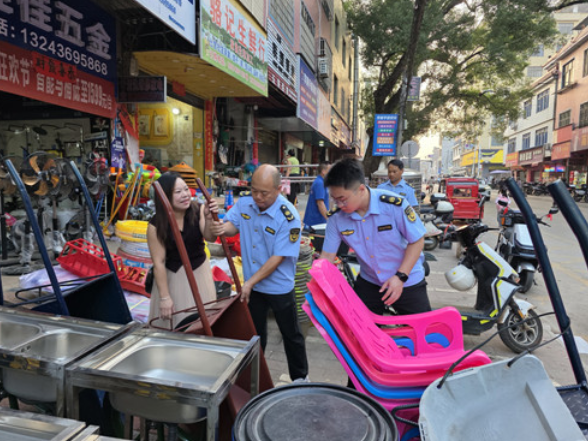 宁远县冷水镇：开展中秋国庆“两节”期间市场专项整治行动
