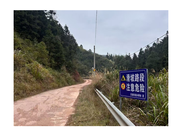 宁远县文庙街道：多措并举护航群众出行