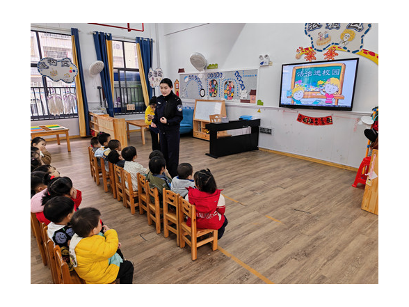 宁远县公安局：与法“童”行 守护成长