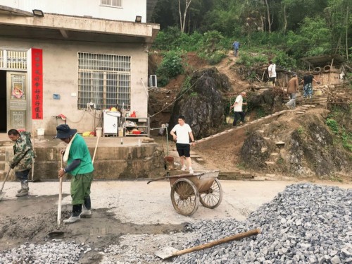 宁远县九疑瑶族乡:筑牢切坡建房防灾屏障1_副本500.jpg 宁远县九疑瑶族乡:筑牢切坡建房防灾屏障1_副本500.jpg