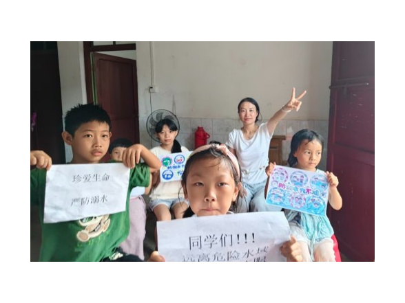 宁远县九疑瑶族乡：平安宣传进农家