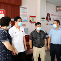 区领导到黄泥塘街道督导疫情防控工作