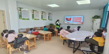 甘子冲社区开展“绘本润童心，家国共传承”主题活动