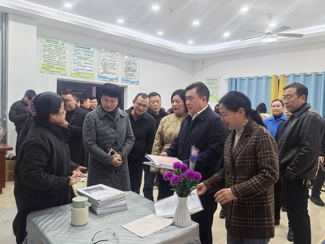 市政协娄星委员组走访调研民办教育发展与“校园餐”安全保障工作