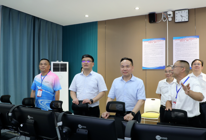 李彦文刘志刚带队检查高考准备工作
