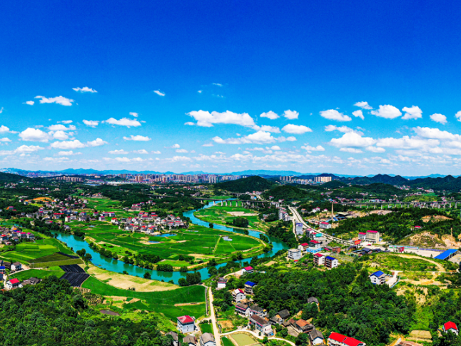 娄星区委常委会召开会议 李彦文主持