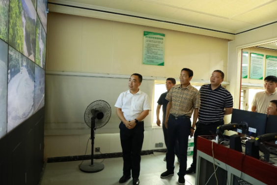 吕许灵赴包联乡镇蛇形山镇开展节前安全生产工作检查
